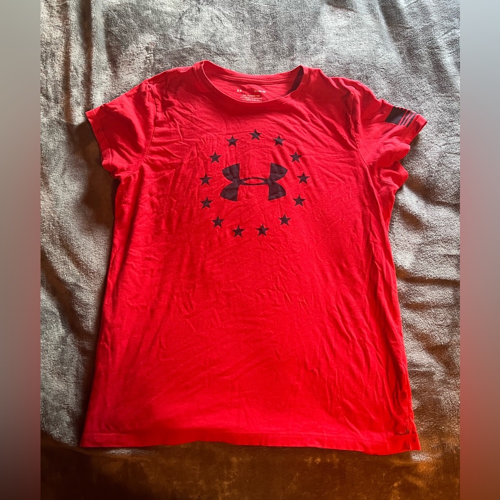 Red Under Armour T-shirt
